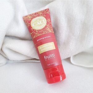 Baronessa Cali Pomegranate Rejuvenating Foot Cream